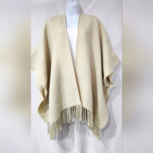 Universal Thread Women's Knit Poncho OSFM Beige Gold Wrap Fringe Boho Western